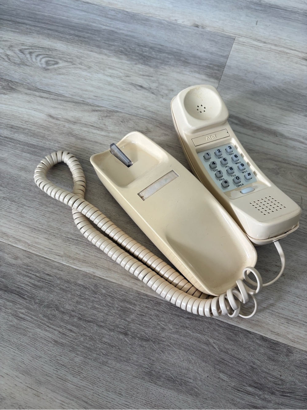 Vintage Western Electric Trimline Phone Beige Cream Touchtone